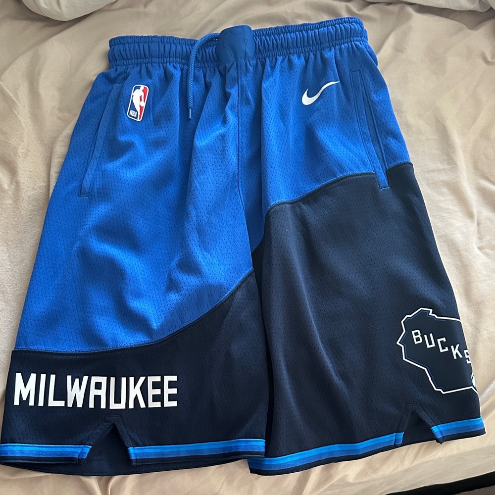 Nike Blue Milwaukee Bucks Shorts